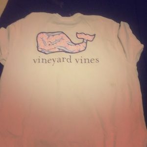 Vineyard vines t-shirt